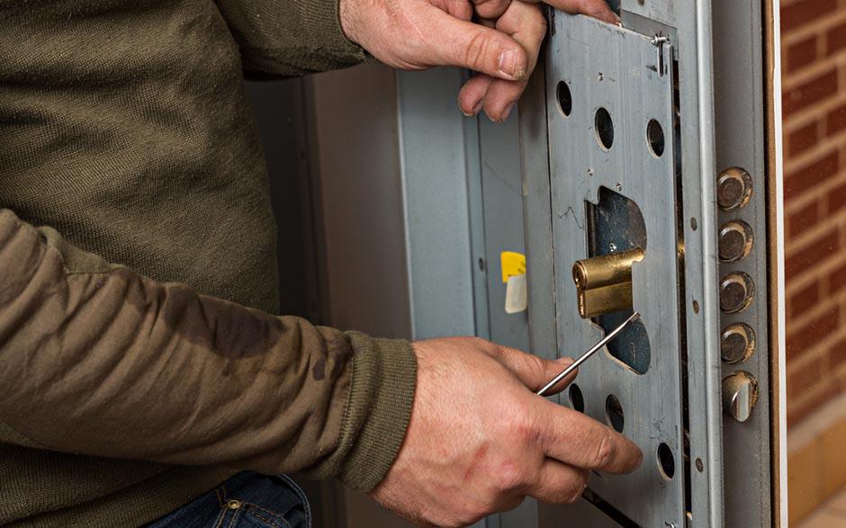 serrurier prix changement serrure Septeuil